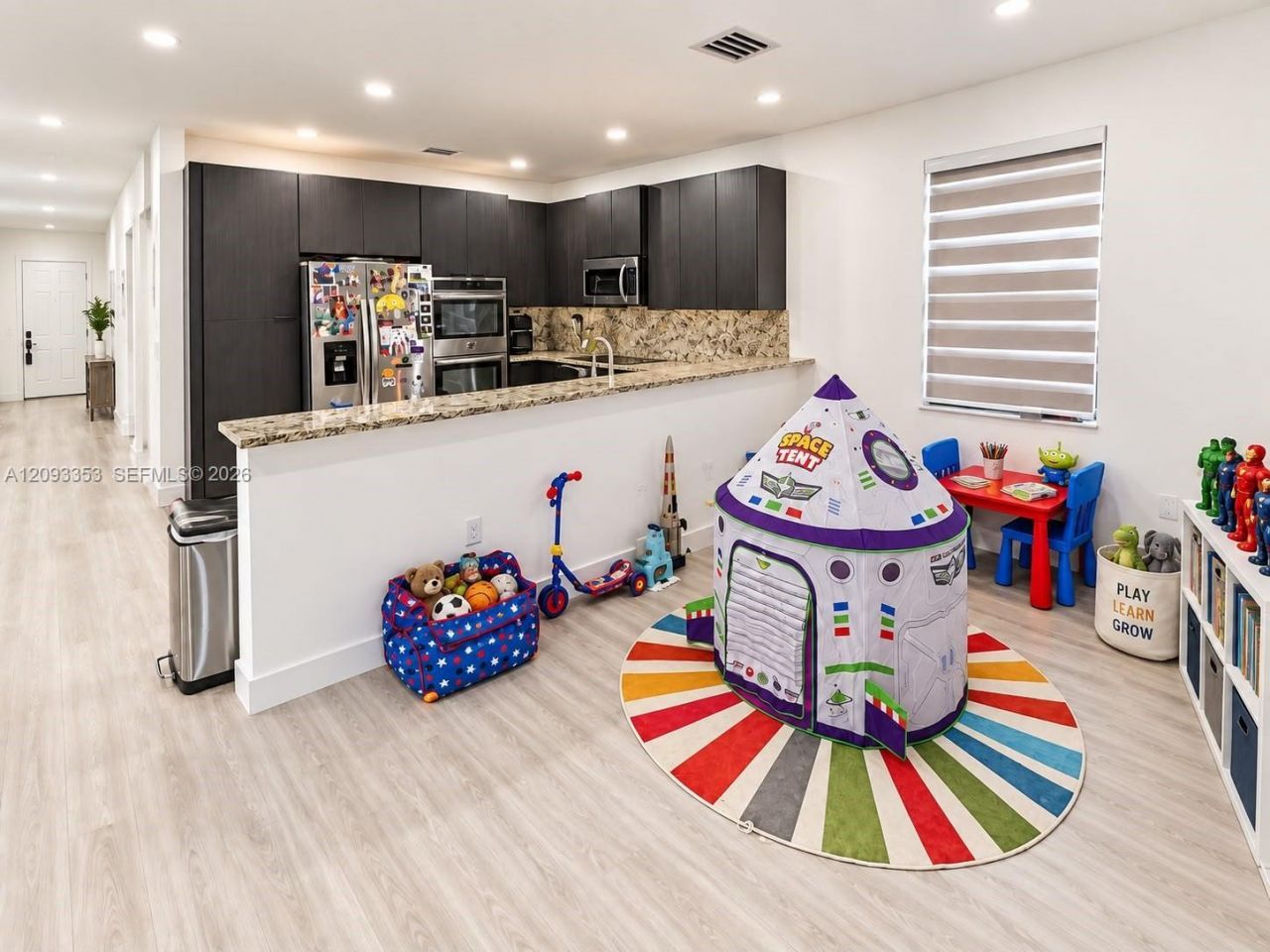 8830 NW 101st Pl , Doral, FL 33178 Photo