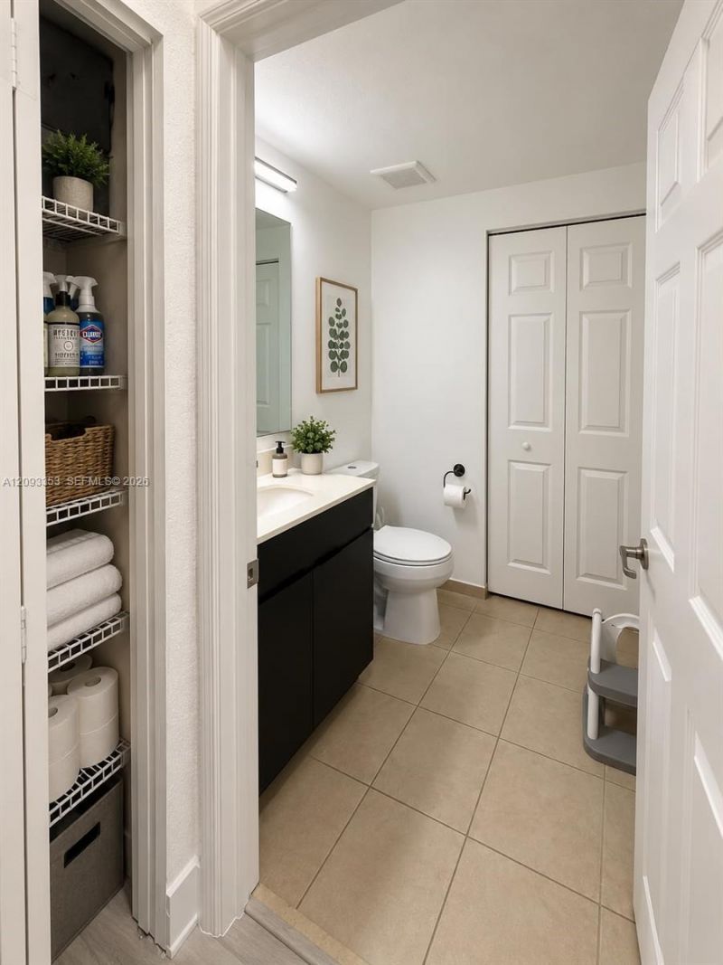 8830 NW 101st Pl , Doral, FL 33178 Photo