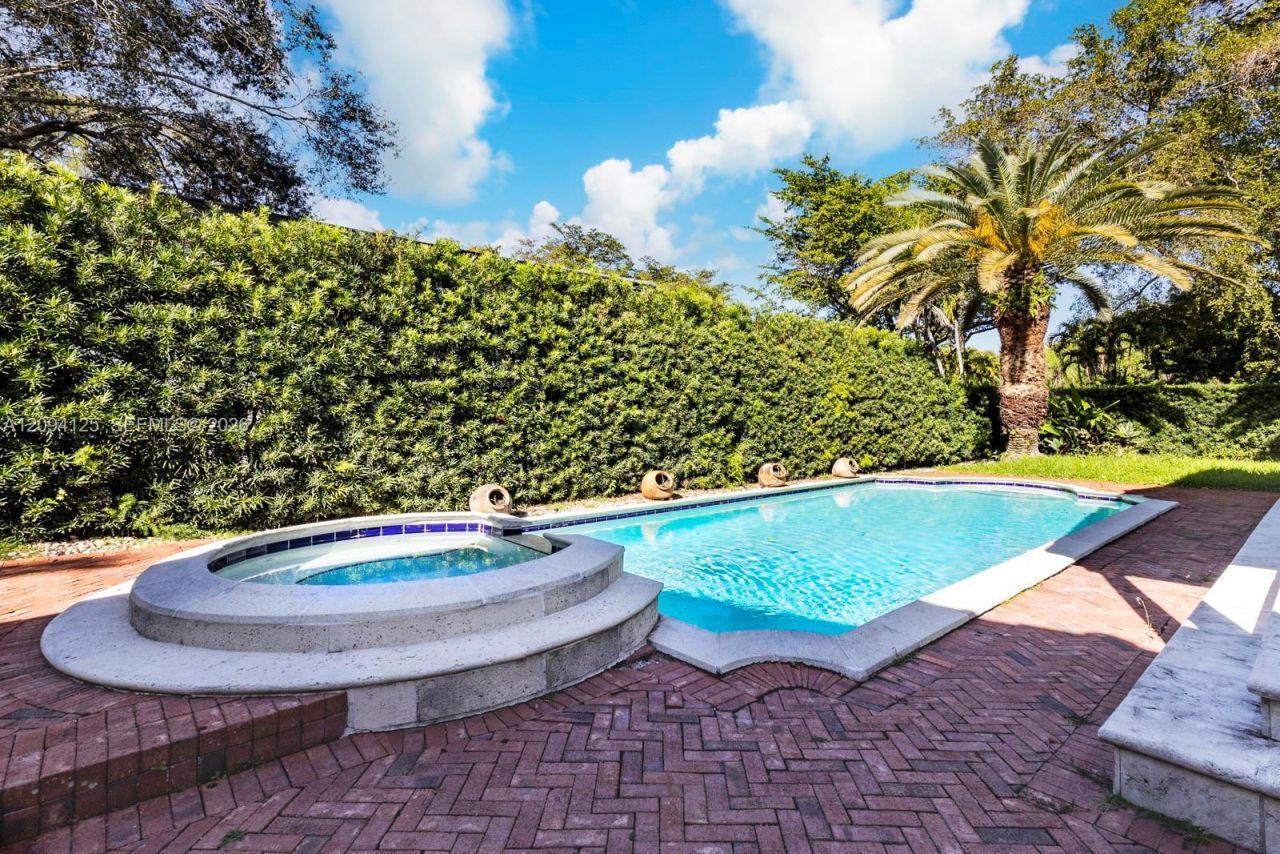 4404 Alhambra Cir, Coral Gables, FL 33146 Photo