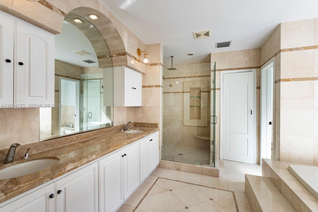 4404 Alhambra Cir, Coral Gables, FL 33146 Photo