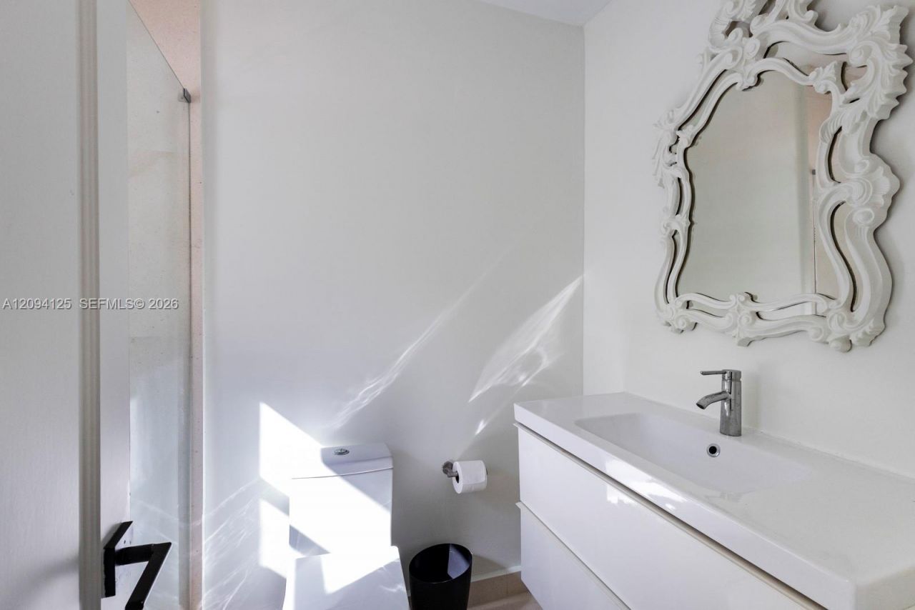 4404 Alhambra Cir, Coral Gables, FL 33146 Photo
