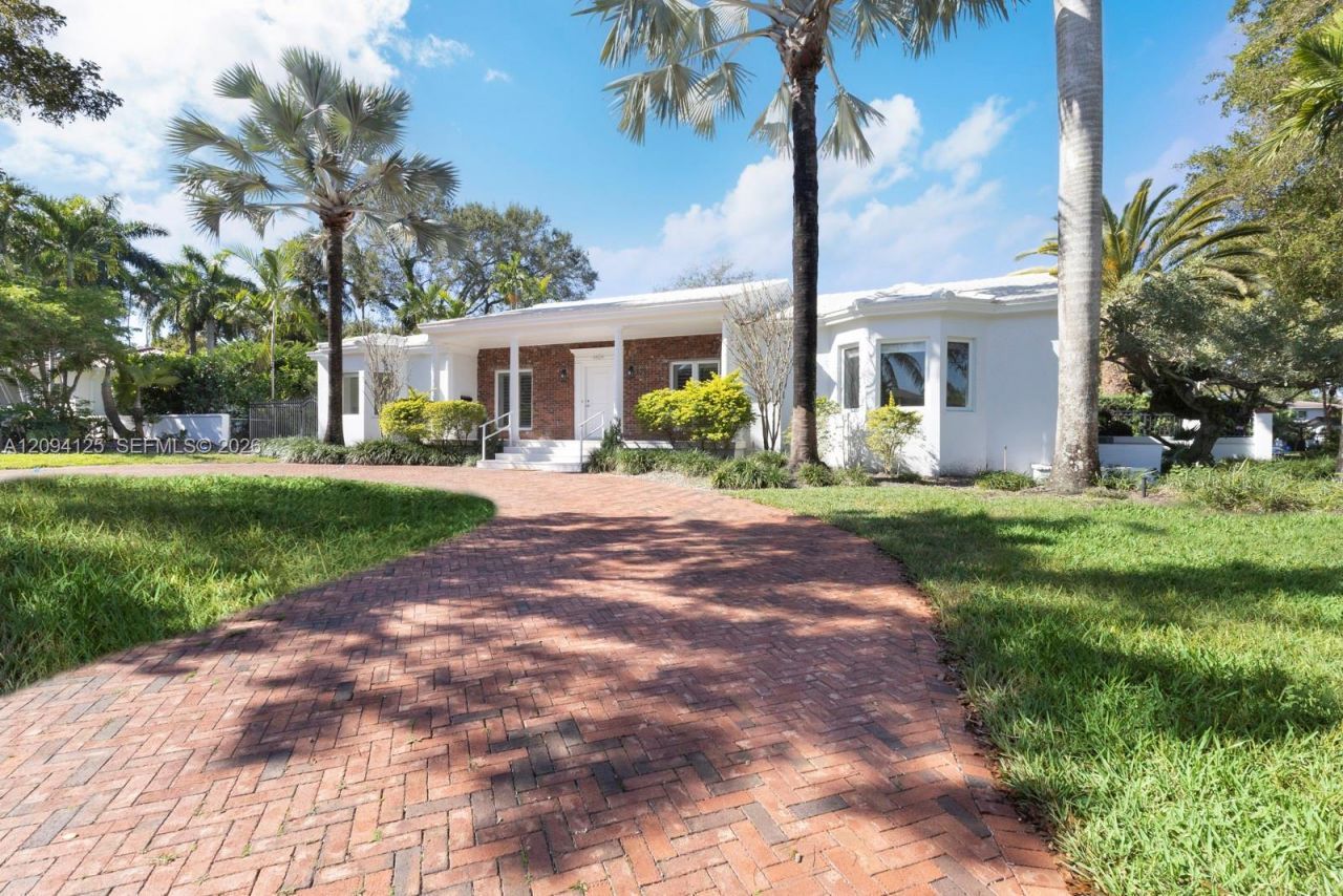 4404 Alhambra Cir, Coral Gables, FL 33146 Photo