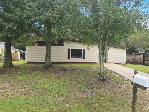 921 Twinbrook Ave, Pensacola, FL 32505