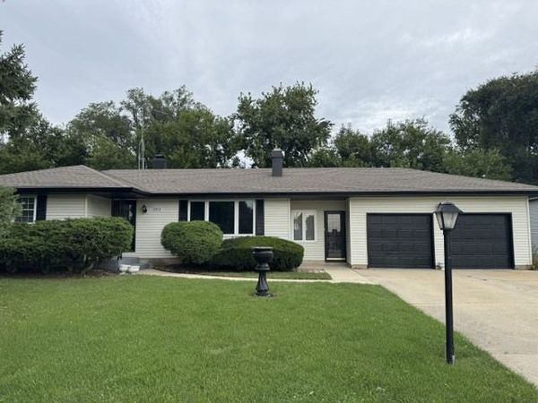 23932 W Renwick Road , Plainfield, IL 60544