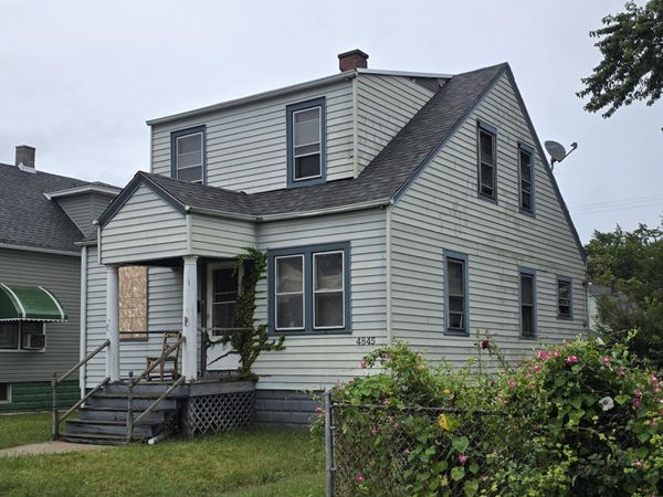 4845 Grasselli Street , East Chicago, IN 46312