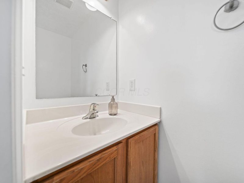 1468 Sotherby Crossing, Lewis Center, OH 43035 Photo 13