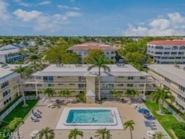 1100 8th AVE S, Unit 211B, NAPLES, FL 34102