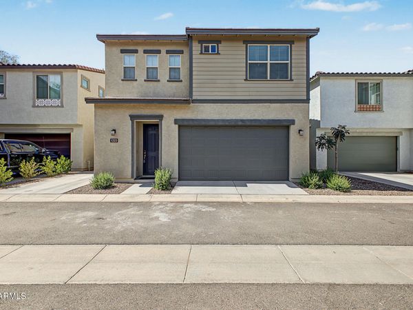 1323 W BLUEJAY Drive, Chandler, AZ 85286