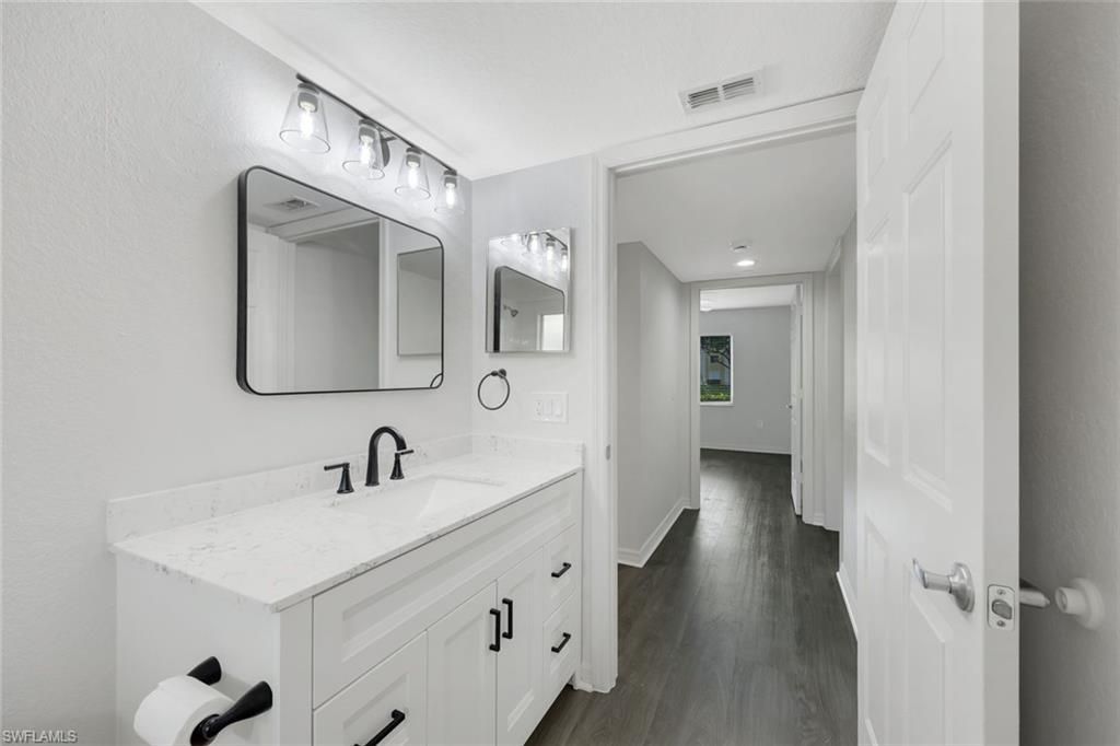 8298 Key Royal Ln, Unit 415, Naples, FL 34119 Photo