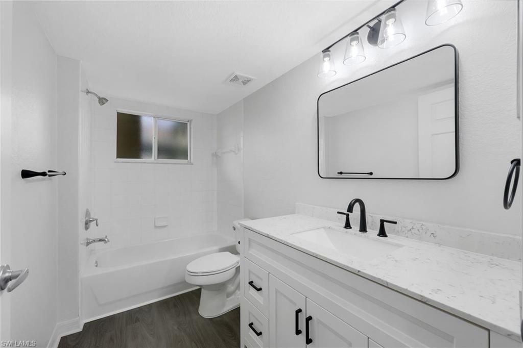8298 Key Royal Ln, Unit 415, Naples, FL 34119 Photo