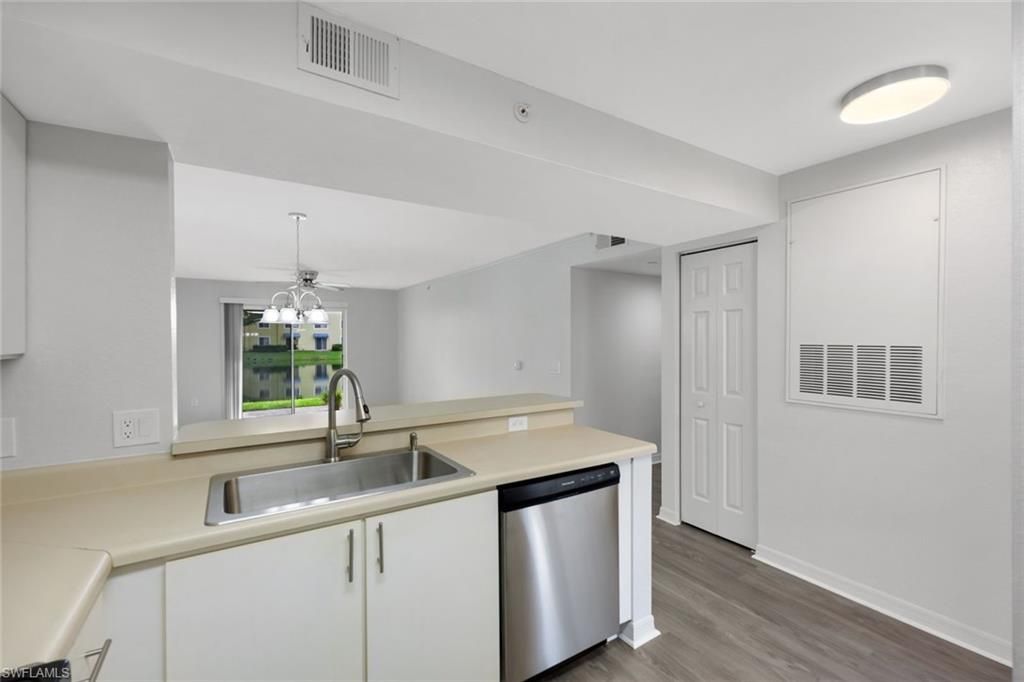8298 Key Royal Ln, Unit 415, Naples, FL 34119 Photo