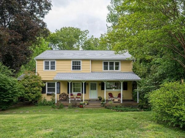 31 GREEN VALLEY ROAD , WALLINGFORD, PA 19086