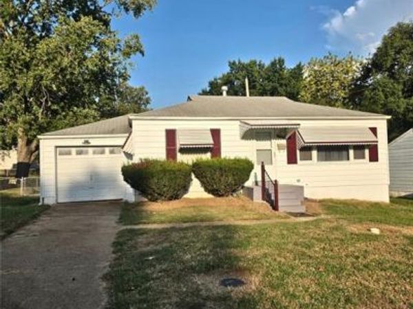 10140 Cabot Drive, Bellefontaine Nghbrs, MO 63137