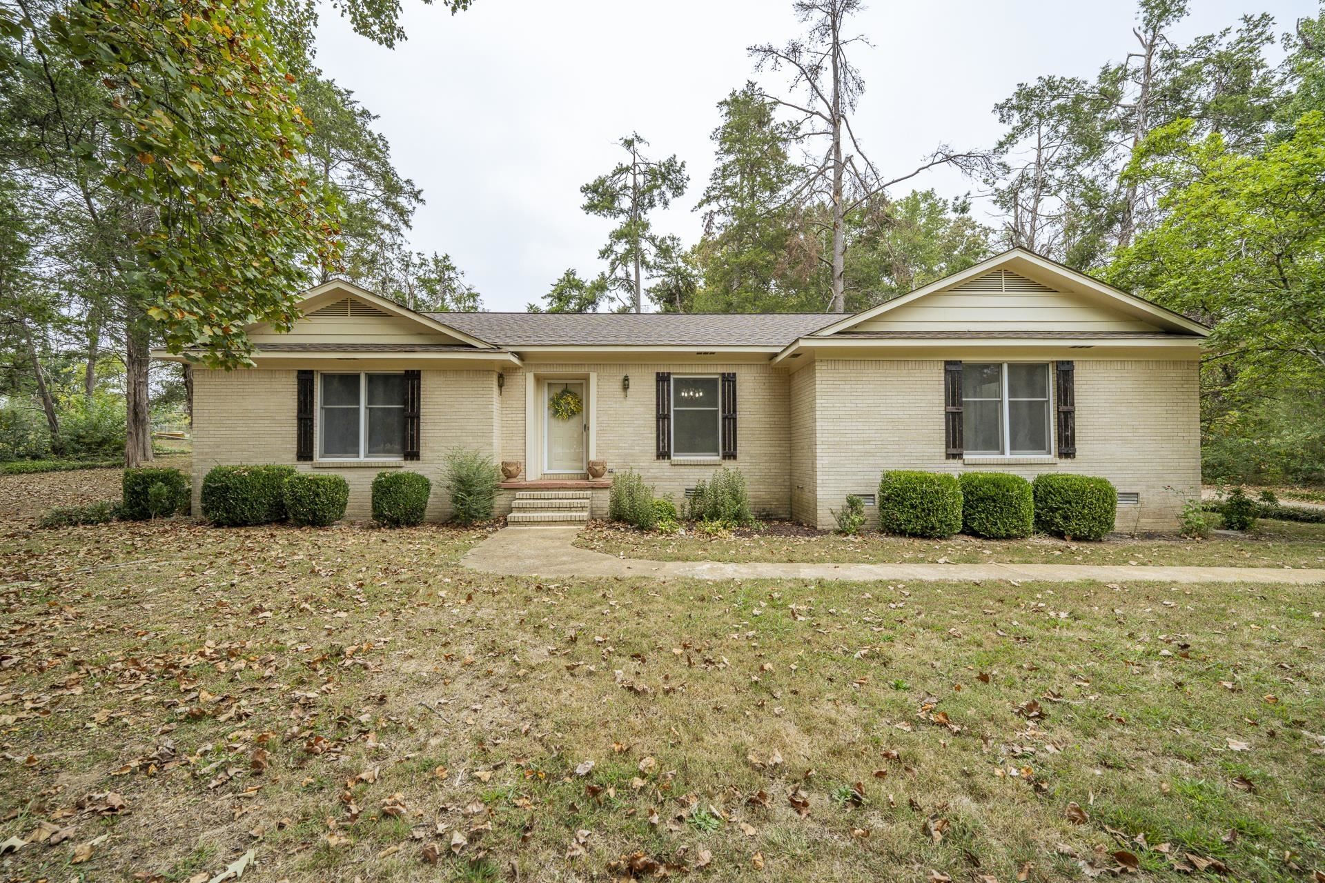 70 Holt St, Savannah, TN 38372 Main Photo