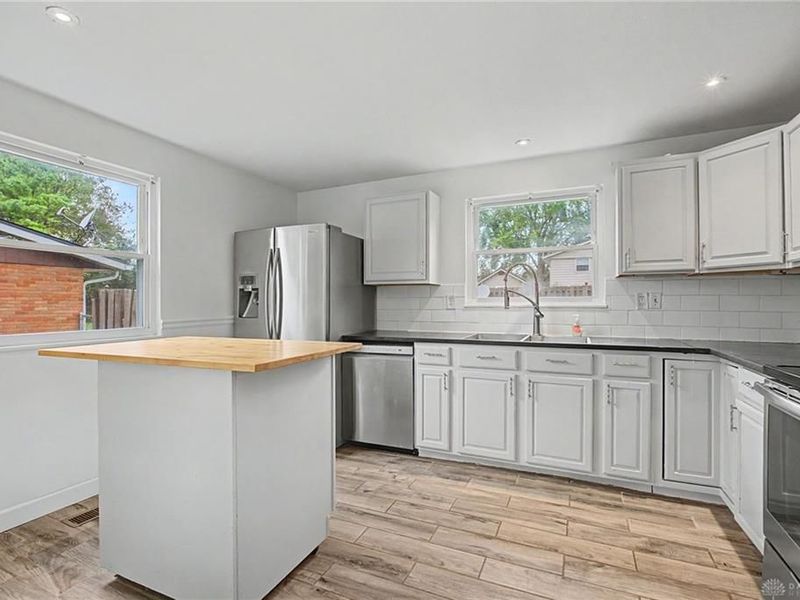 8132 Philadelphia Drive, Fairborn, OH 45324 Photo 13