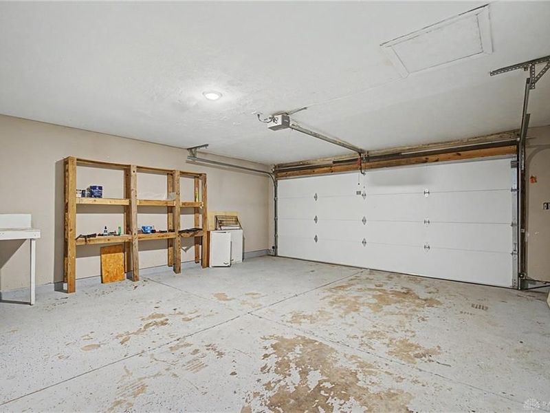 8132 Philadelphia Drive, Fairborn, OH 45324 Photo 32