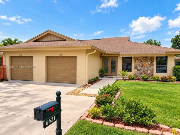 6621 NW 4th Ct , Plantation, FL 33317