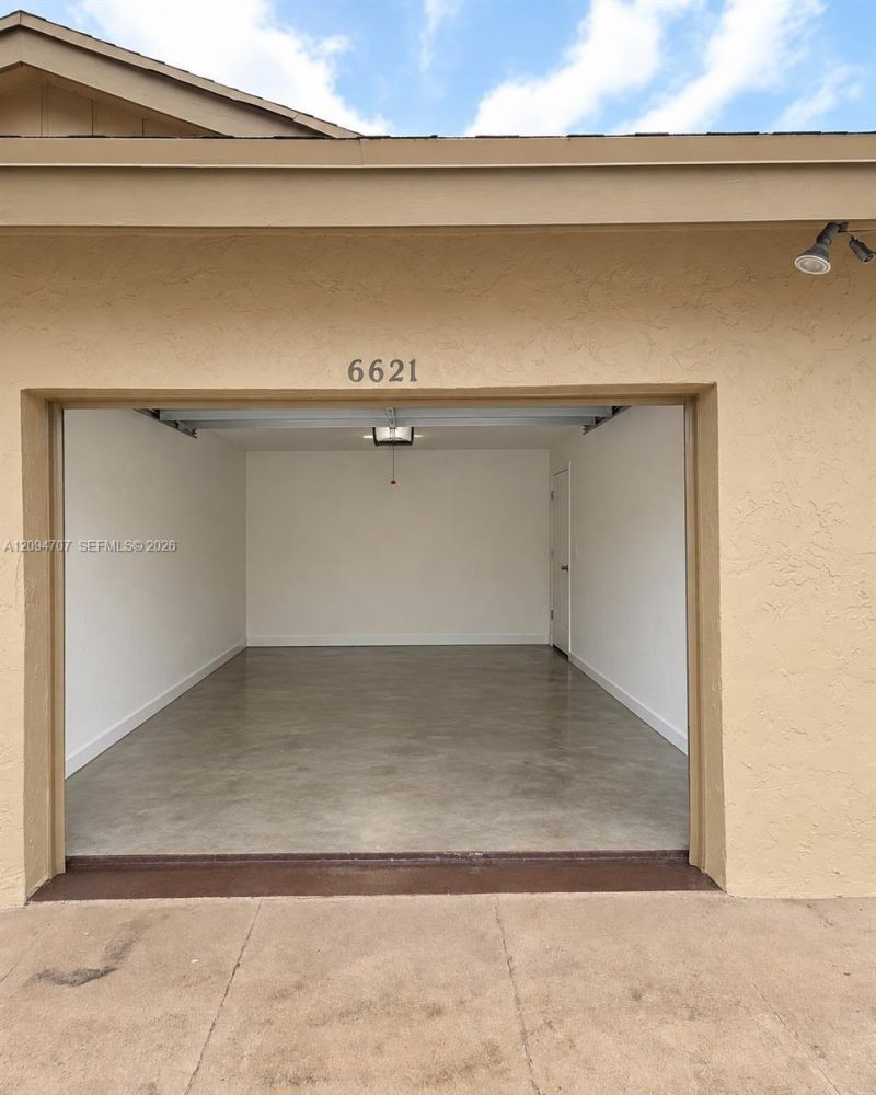 6621 NW 4th Ct, Plantation, FL 33317 Photo