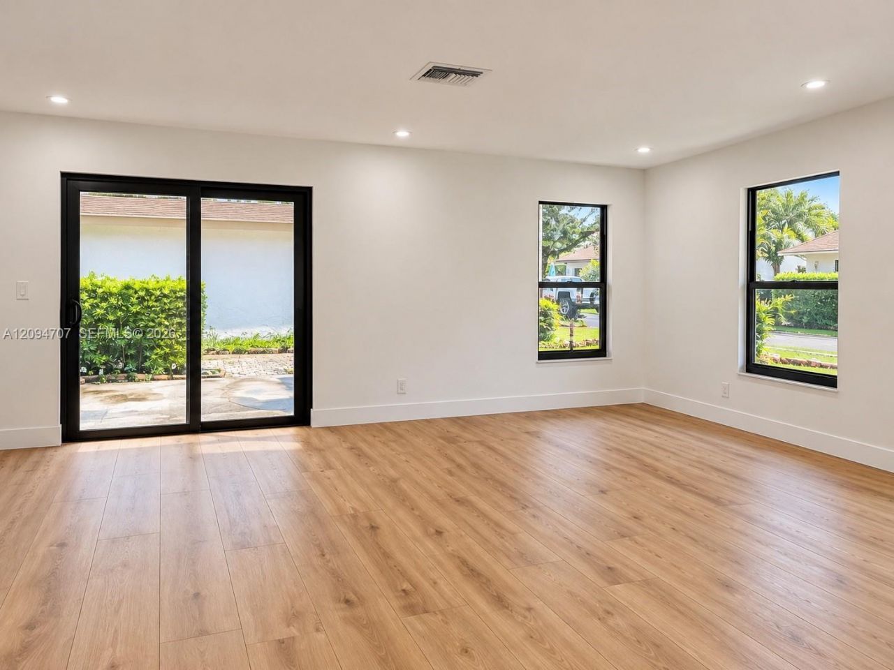 6621 NW 4th Ct, Plantation, FL 33317 Photo