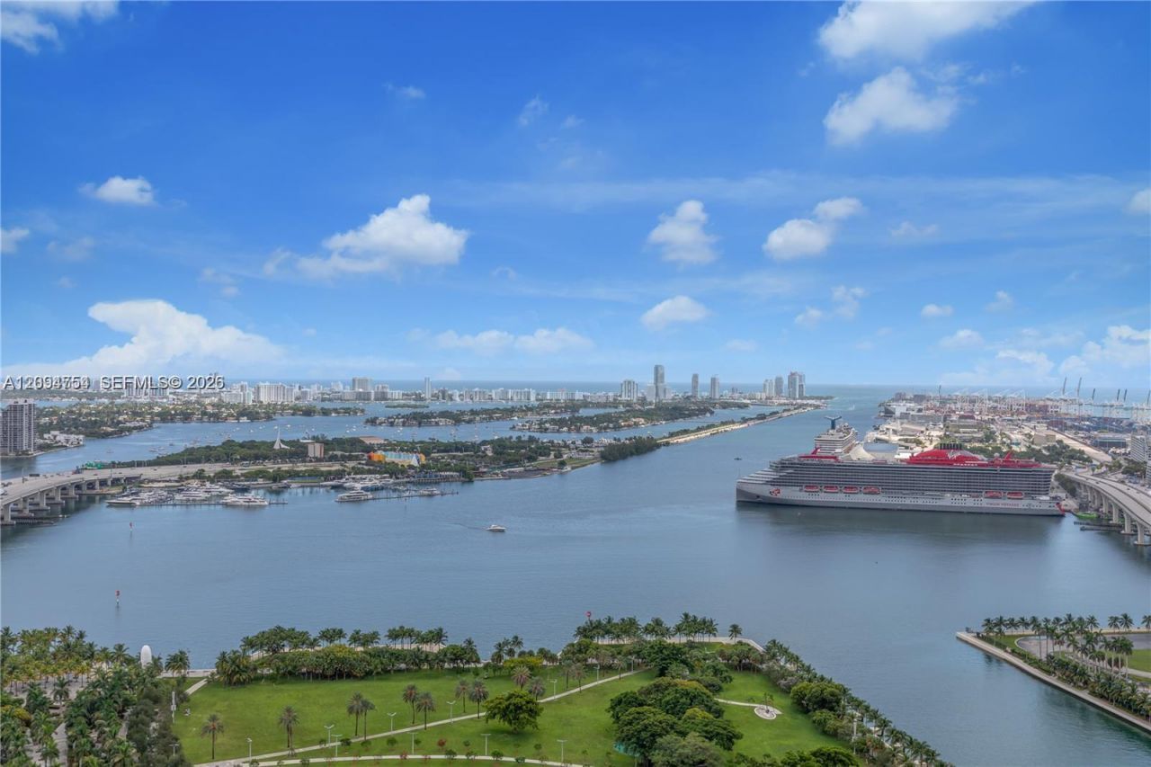 1000 Biscayne Blvd, Unit 3502, Miami, FL 33132 Photo