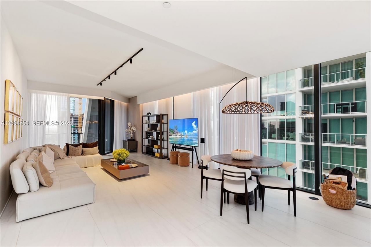 1000 Biscayne Blvd, Unit 3502, Miami, FL 33132 Photo