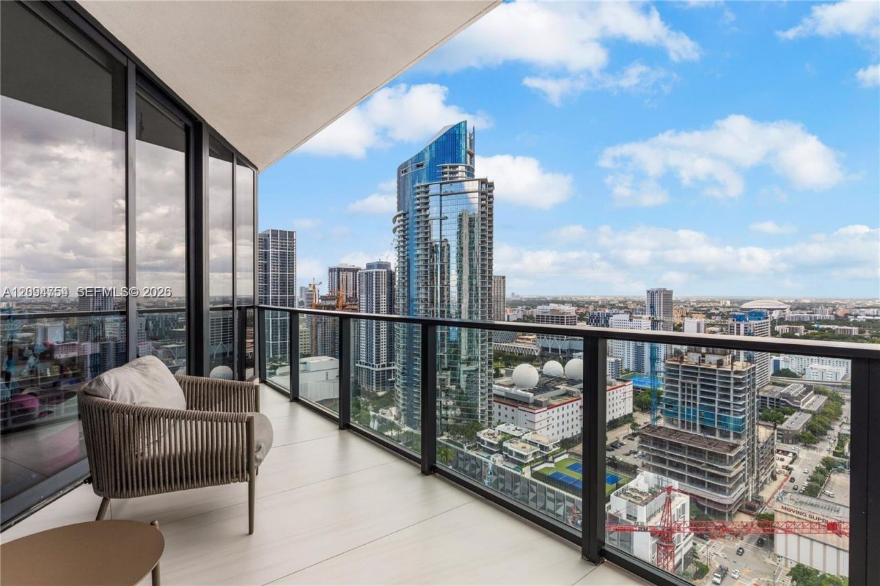 1000 Biscayne Blvd, Unit 3502, Miami, FL 33132 Photo
