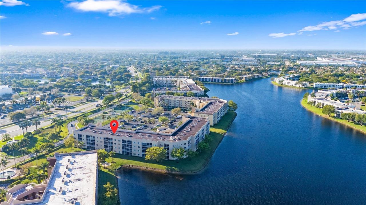 7647 Southampton Ter, Unit 314, Tamarac, FL 33321 Photo