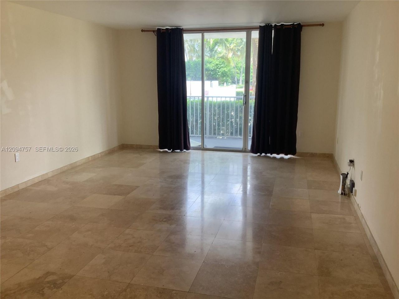 2801 NE 183rd St , Unit 111W, Aventura, FL 33160 Photo