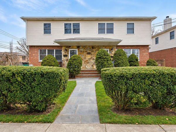2 Pequot Avenue , Unit A, Port Washington, NY 11050