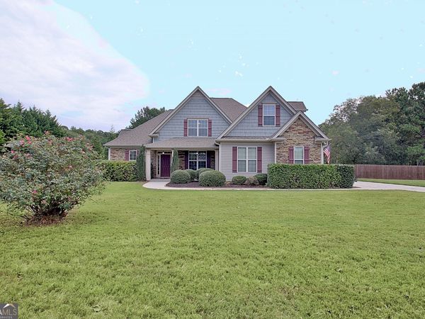 154 Fieldstone Farms Drive, Senoia, GA 30276
