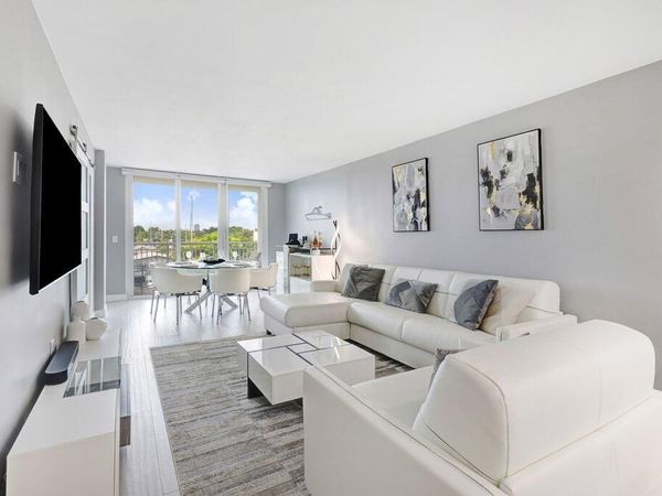 155 ISLE OF VENICE Drive, Unit 501, Fort Lauderdale, FL 33301