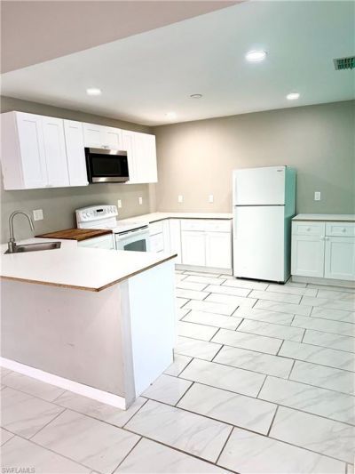 6336 Royal Woods Dr , Unit B, Fort Myers, FL 33908 Photo
