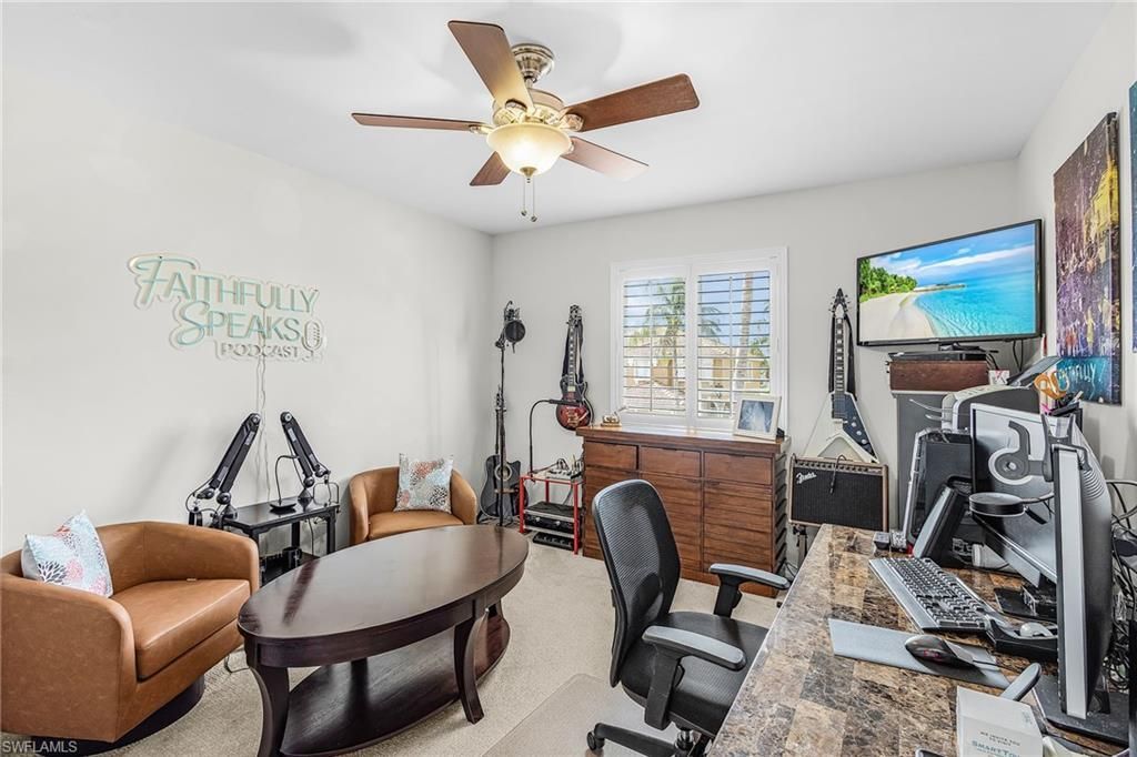 2425 Laurentina Ln , Cape Coral, FL 33909 Photo
