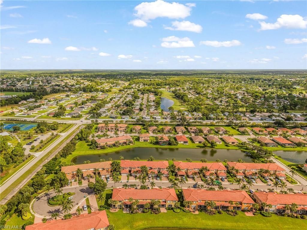 2425 Laurentina Ln , Cape Coral, FL 33909 Photo