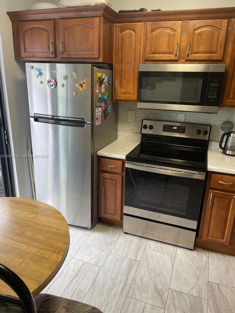 9277 Wedgewood Ln , Unit C13, Tamarac, FL 33321 Photo