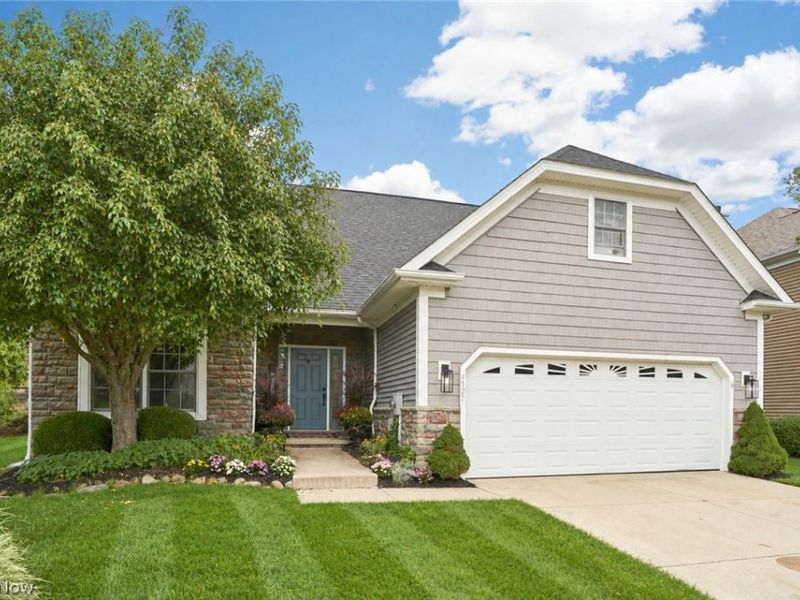 4127 Overbrook Drive, Brecksville, OH 44141 Photo 1