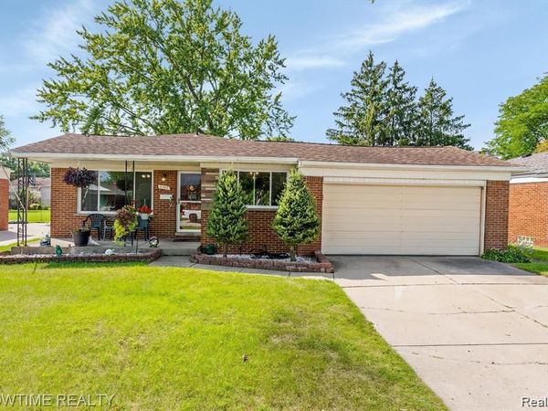 5202 Busch Avenue , Warren, Mi 48091