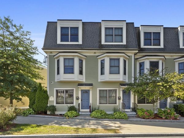 160 Green Street, Unit 1, Melrose, MA 02176