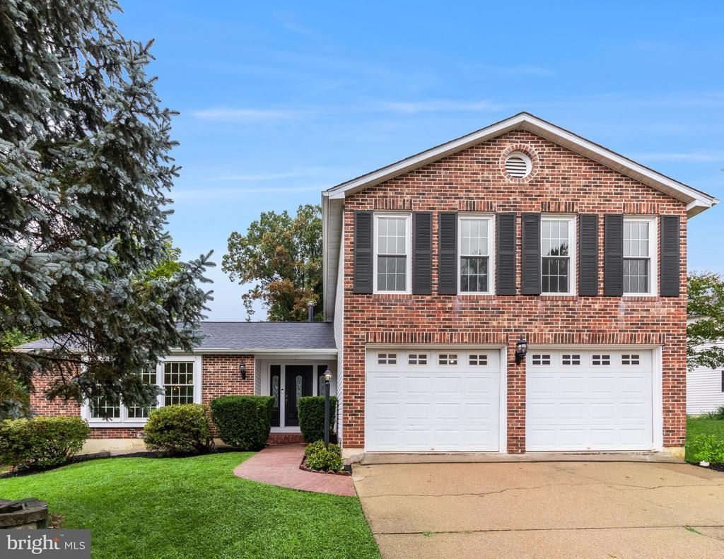 9410 Onion Patch Drive, Burke, VA 22015 Main Photo