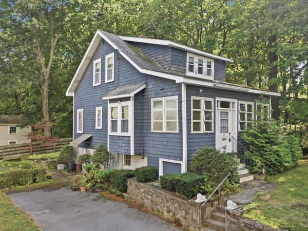 62 Chase Avenue, Lexington, MA 02421