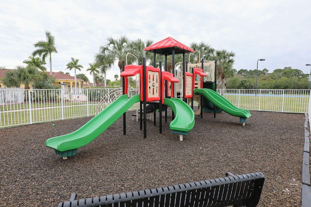 9725 Starboard Drive, Fort Pierce, FL 34945 Photo