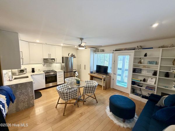 6225 Harbourside Drive, New Bern, NC 28560