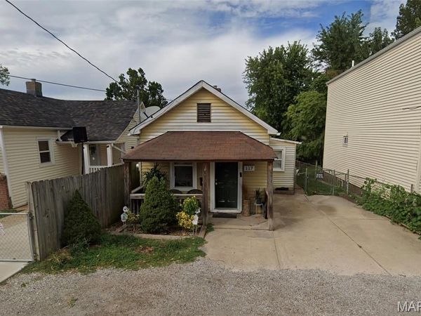 117 W Cartwright Avenue, Unincorporated, MO 63125