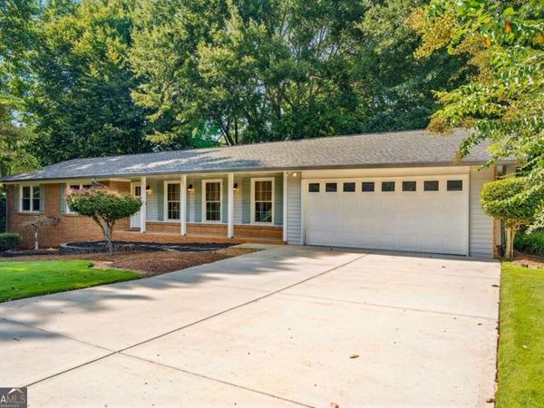 6855 Ramundo Drive, Atlanta, GA 30360