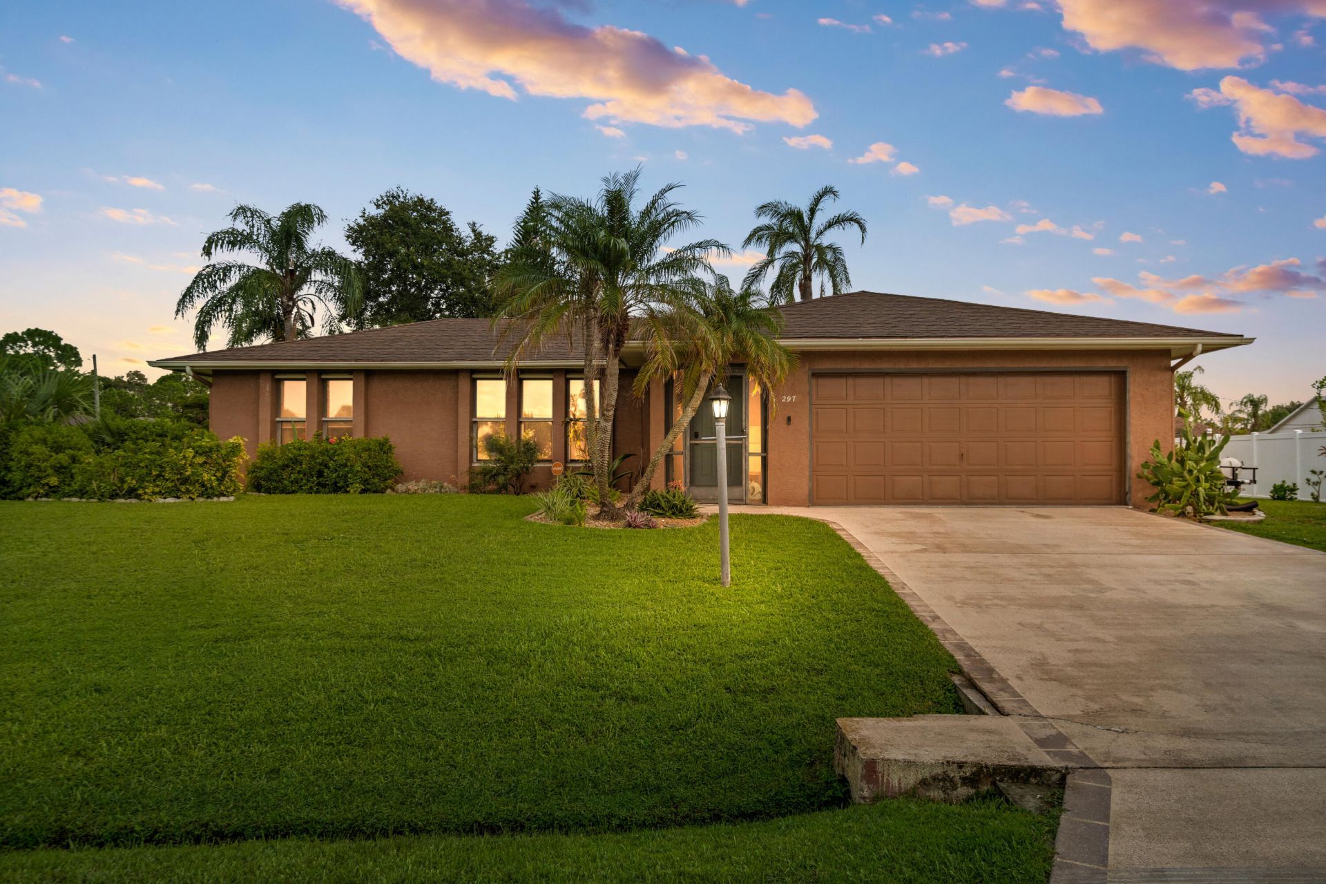 297 SW Grove Avenue, Port Saint Lucie, FL 34983 Photo