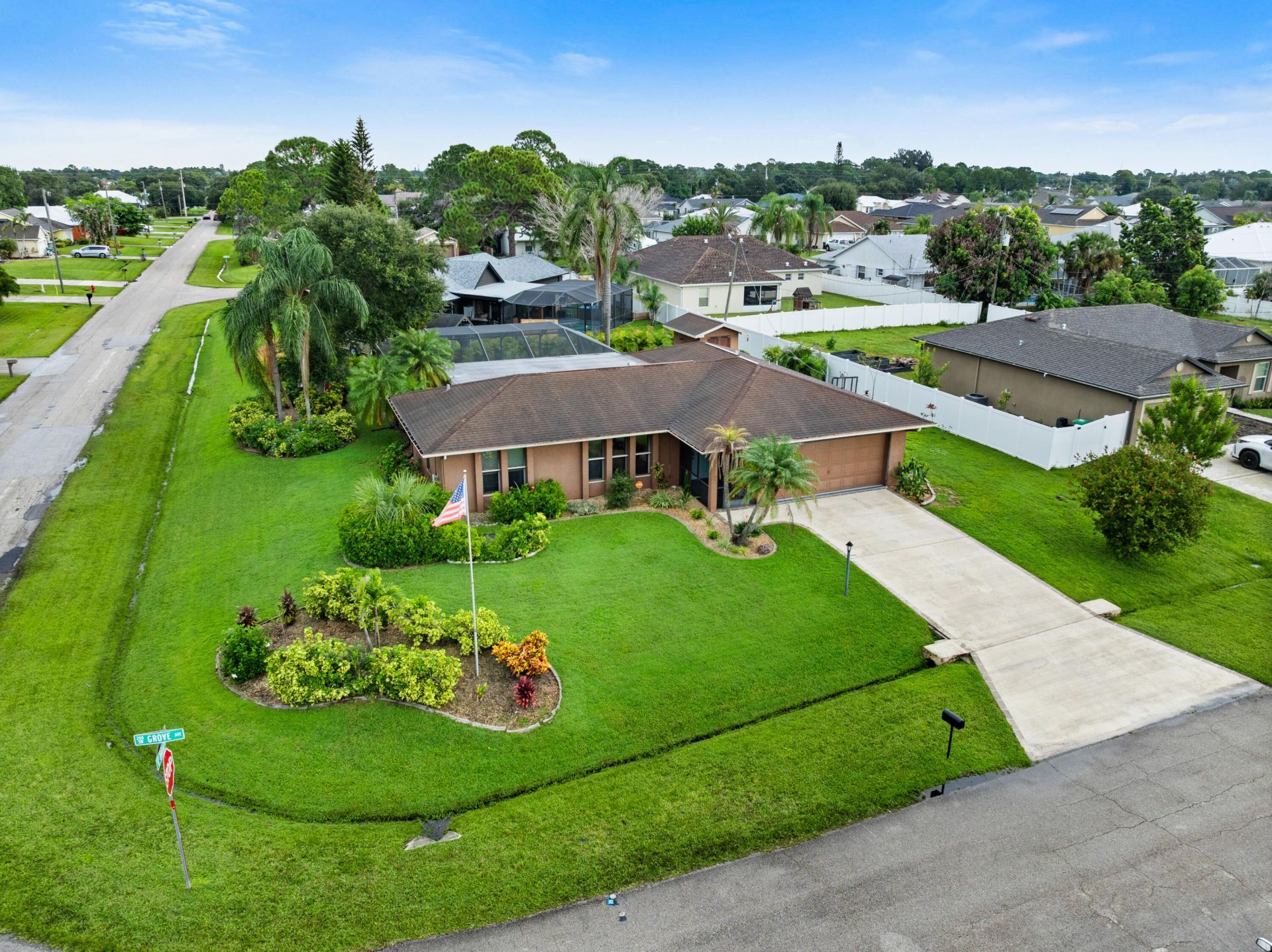 297 SW Grove Avenue, Port Saint Lucie, FL 34983 Photo