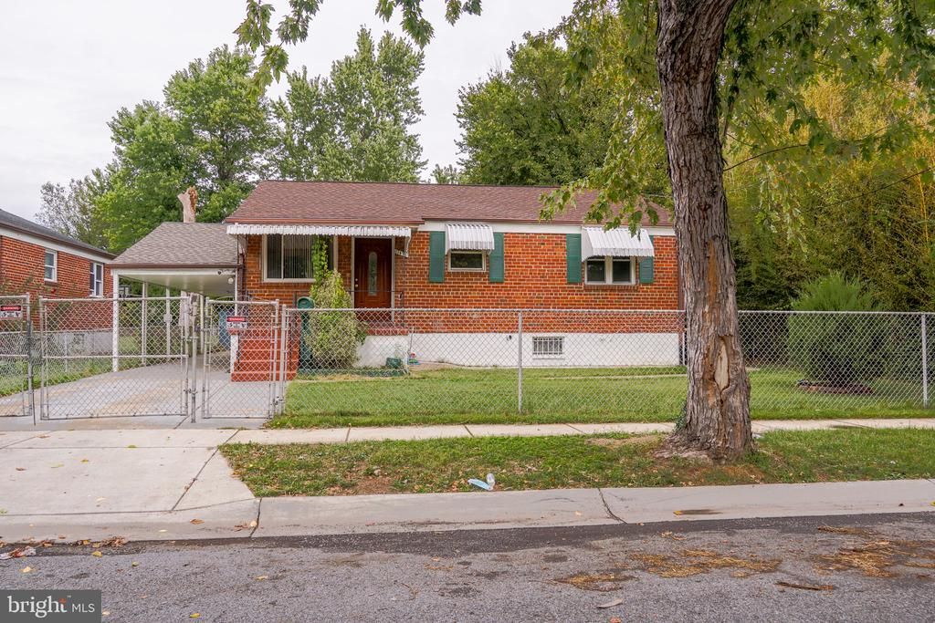 2420 HANNON STREET, HYATTSVILLE, MD 20783