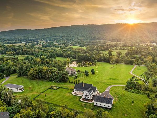 12016 MOUNTAIN ROAD, LOVETTSVILLE, VA 20180