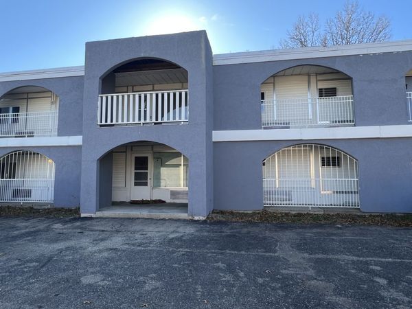 1231 N Galena Avenue , Unit 210, Dixon, IL 61021