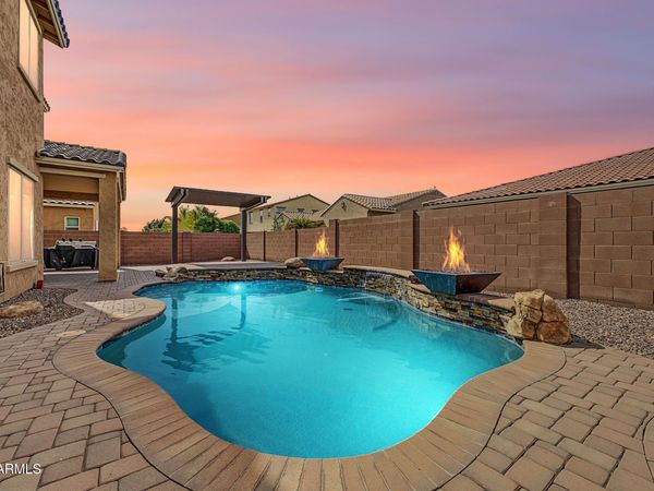 2664 E HAZELTINE Way, Gilbert, AZ 85298